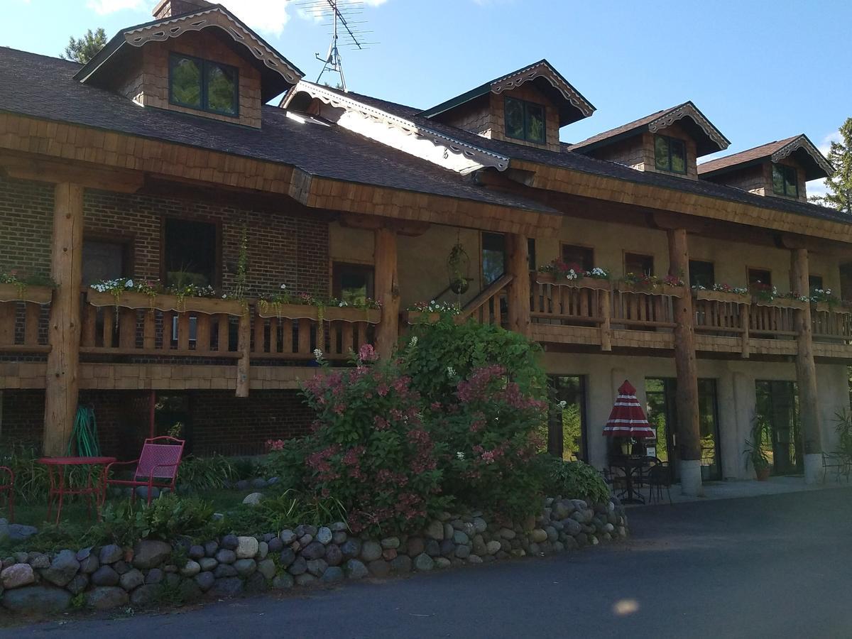 Lenroot Lodge Seeley Екстериор снимка
